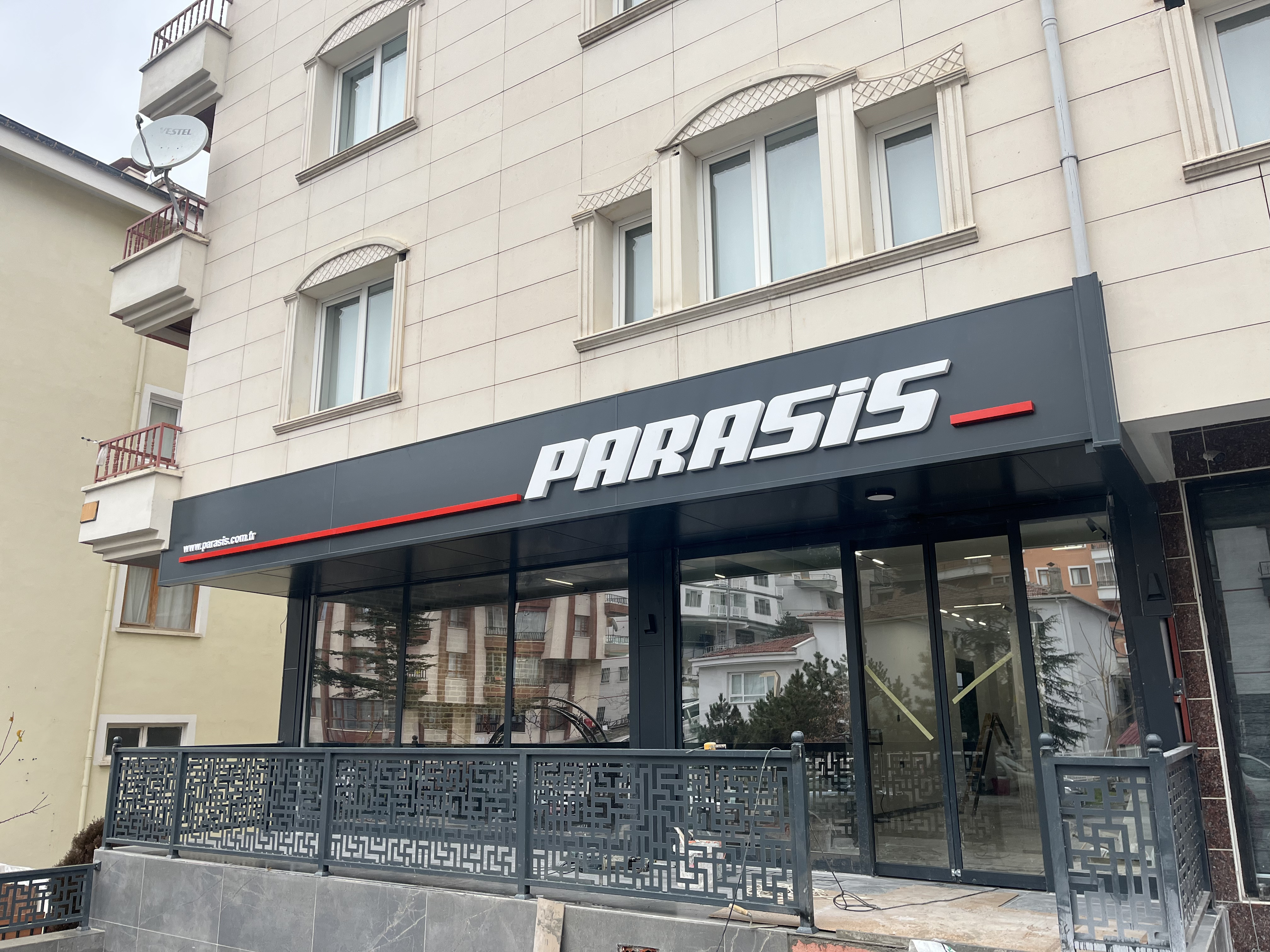 Parasis Paslanmaz Kutu Harf Tabela